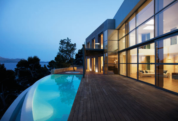 Transform Your Space with Modern Custom Glass Design Ideas